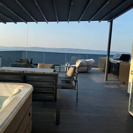 Apartman L&l Luxury 2