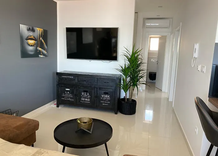 Apartment L&l Luxury 2 *